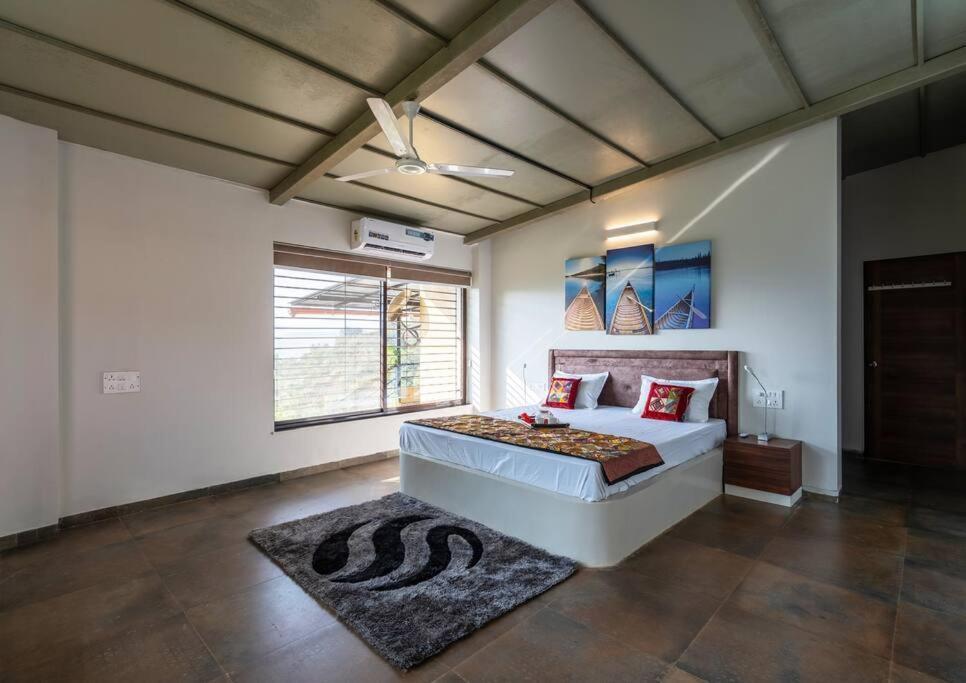 Villa Skygram Bubbles And Breeze Pune